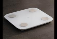 小编分享怎么给小米体重秤校准。