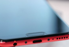 我来教你荣耀v10投屏到电视的方法介绍。