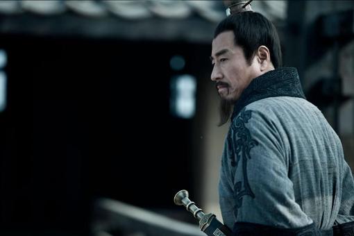 上,将韩信活捉,捆绑至长乐宫吕后跟前,随后,吕后将韩信斩于长乐宫钟室