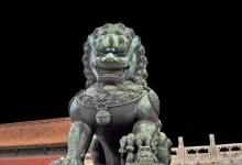石狮子雕像嘴里的球为何拿不出来?古代工匠是怎么把石球放进去的?
