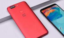 我来分享一加7开启锁屏壁纸的简单操作。