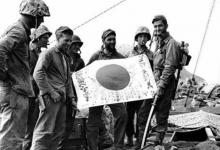 太平洋战争中美国士兵是如何报复日本兵的?将头骨打造成烟灰缸