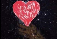 分享如何拍摄抖音镜子爱心特效