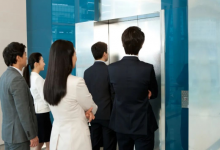 电梯显示--是什么原因造成的