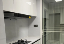 烤瓷门板是什么材质做成的