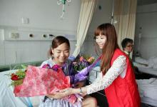 一个女孩为什么总想去做志愿者