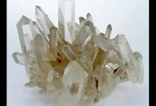 石英是晶体吗？