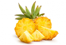 菠萝一半青一半黄可以吃吗