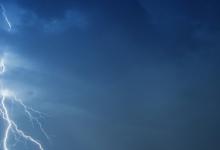 雷雨天气应该注意哪几点 雷雨天气的注意事项