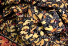 阿胶糕熬的稀了还能吃吗