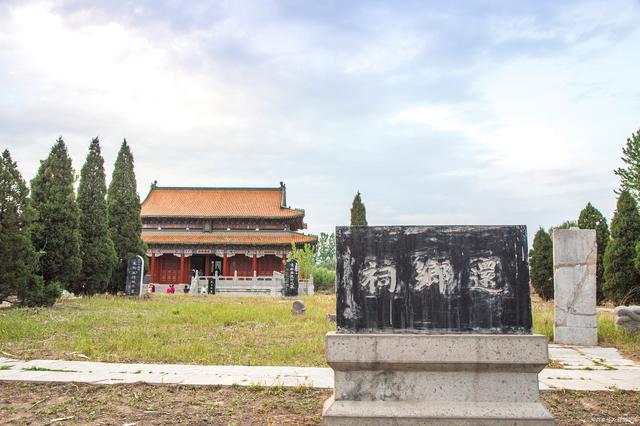 同样是祭祖,为啥河南太昊陵人山人海,陕西黄帝陵却冷冷清清?