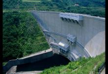 为啥美国拆1000多座水坝，中国却坚持建水坝？水坝该拆还是该建？