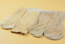 穿旧的丝袜都不要扔，一只能干几百块钱的事，朋友看了纷纷学起来