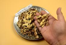 花生壳不是垃圾！用水泡一泡，一年轻松省下几百元，以后别丢了