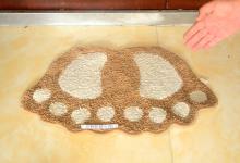 门口放地垫的注意，好多人还不清楚，别不听劝，看完记得叮嘱家人