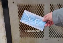 清洗油烟机有诀窍，不管多黄多脏，用上1个口罩，马上焕然一新