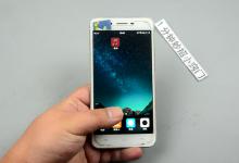 不管用什么手机，一定要关掉这个开关，以免耗电又耗流量，快试试