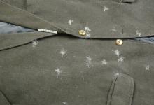 不管衣服上有多少毛絮，找个啤酒瓶解决烦恼，早学会不吃亏