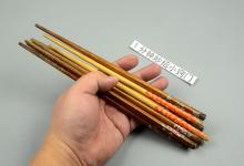 垃圾桶上放一根筷子，实在太聪明了，以前怎么都没想到这招，真棒