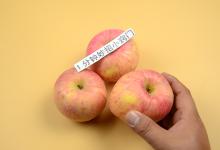 保存苹果有妙招，教你好办法，放3个月还是不烂，一样香甜多汁