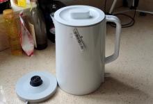 电水壶烧水，很多家庭都用错了！早知道为好，快叮嘱家人