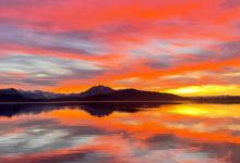 今年下半年比上半年多几天