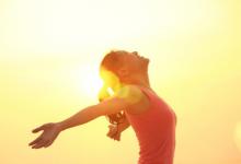 三伏天晒背可以穿防晒衣吗