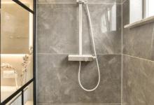 浴室玻璃门如何清洁？