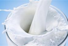 新鲜牛奶怎么加热好鲜奶能不能加热饮用