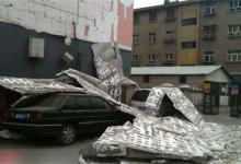 多地高层住宅外墙脱落砸人、砸车谁该担责