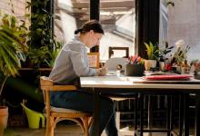 在拼多多卖糖果要什么要求？保证金是多少？