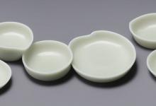 鸡骨白玉器特征