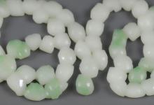 白玉略带闪青