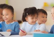 孩子很自私怎么教育
