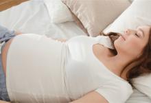 ​孕妇晚期能吃枇杷吗孕妇晚期吃什么