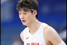 操碎了心！姚主席亲自监督王哲林练罚球，亚运舞台急需大王复苏