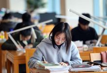 张雪峰为什么不建议考研考法学？