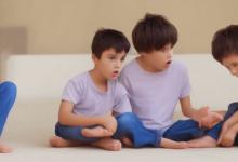 小孩子做错事如何教育他