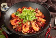 爆炒大虾最简单做法，您知道几种？