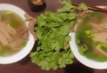 老鸡淮山汤的做法