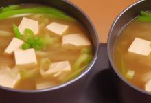 鲤鱼块炖豆腐汤的做法
