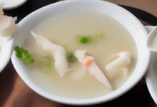 鱿鱼大骨汤的做法