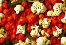 西红柿炒菜花怎么炒好吃
