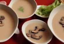 莲藕排骨香菇汤的做法