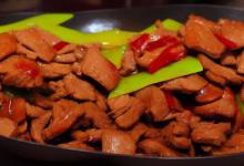红烧肉炒什么菜好吃