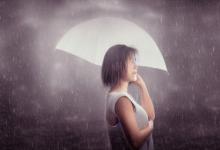 女人梦见下大雨