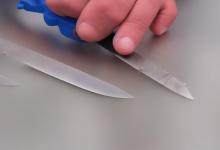 玻璃刀怎么割玻璃