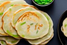 正宗发面葱花饼的做法