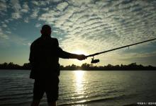 一天中什么时间段钓鱼最好？为了钓更多的鱼，需要提前做何准备？